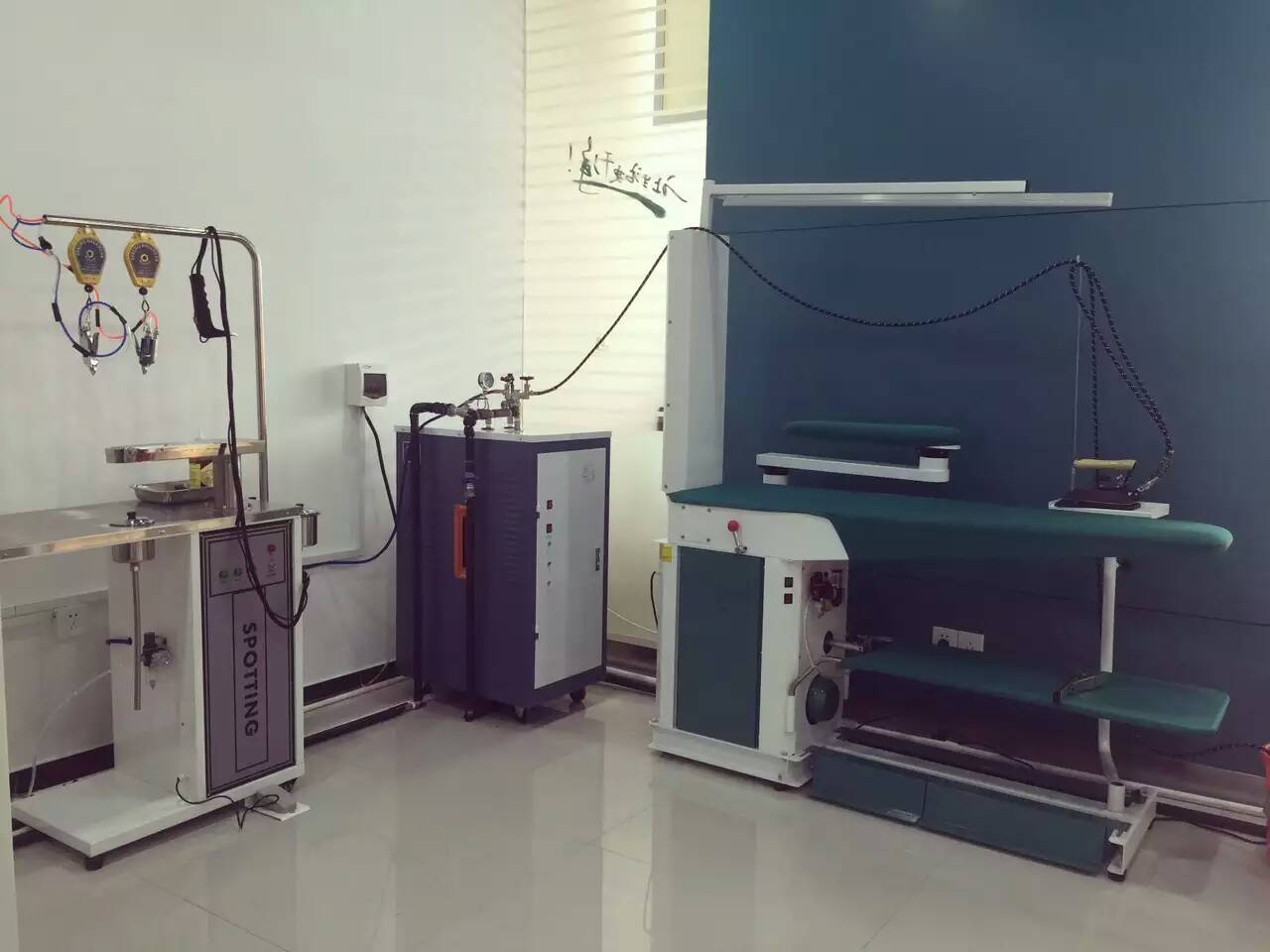 干洗店需要什么设备?怎么选择好的干洗机设备