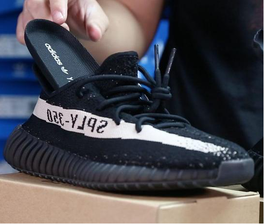 威特斯干洗:5招辨别真假Yeezy Boost鞋,阿迪保养soeasy
