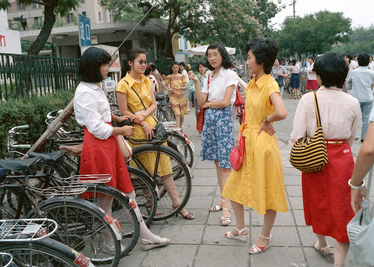 那些80年代的中国女性服饰你都见过哪些