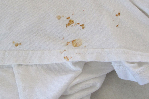 有这几样,轻松搞定衣服上的铁锈