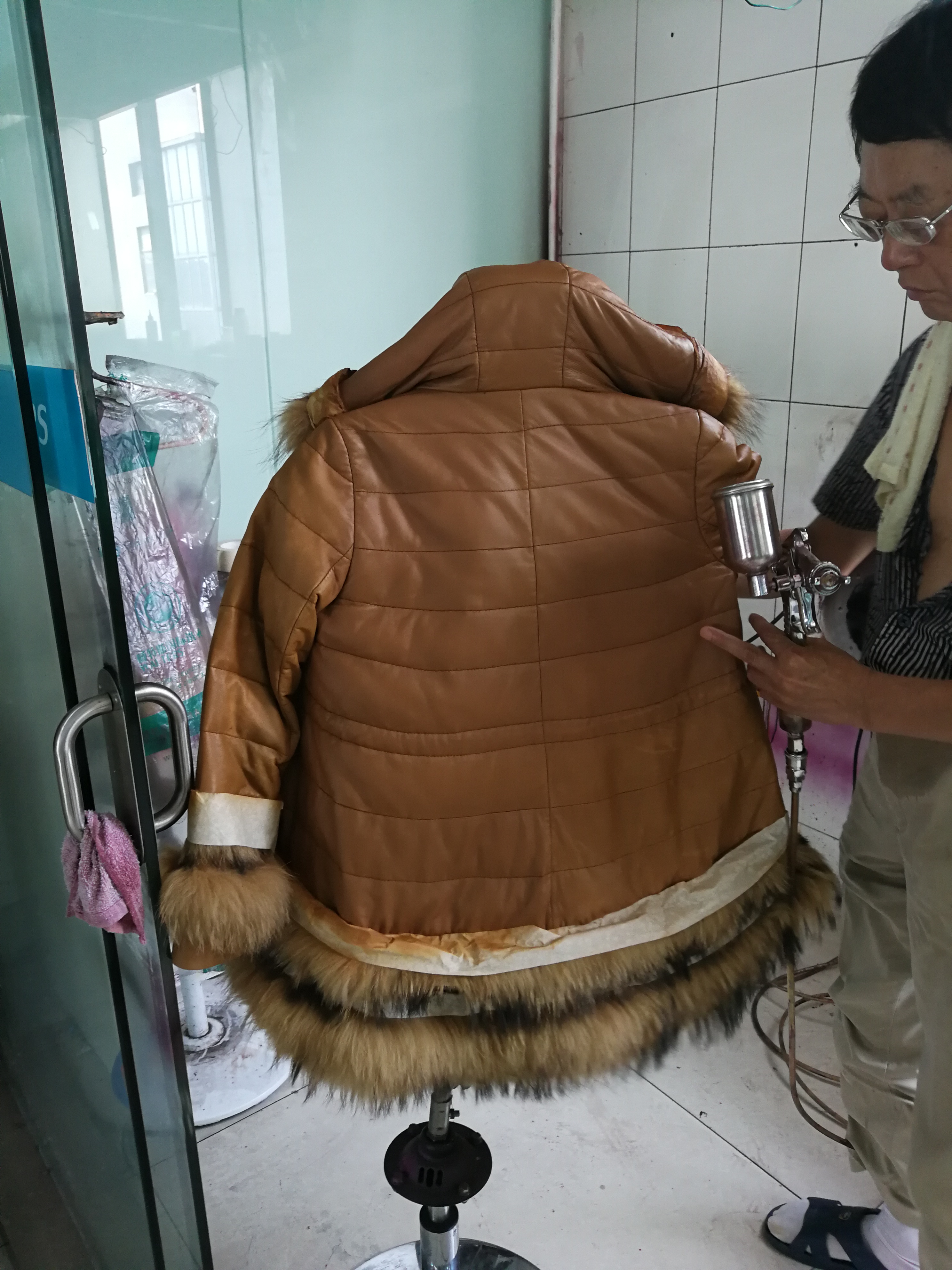 现在开一家干洗店怎么样