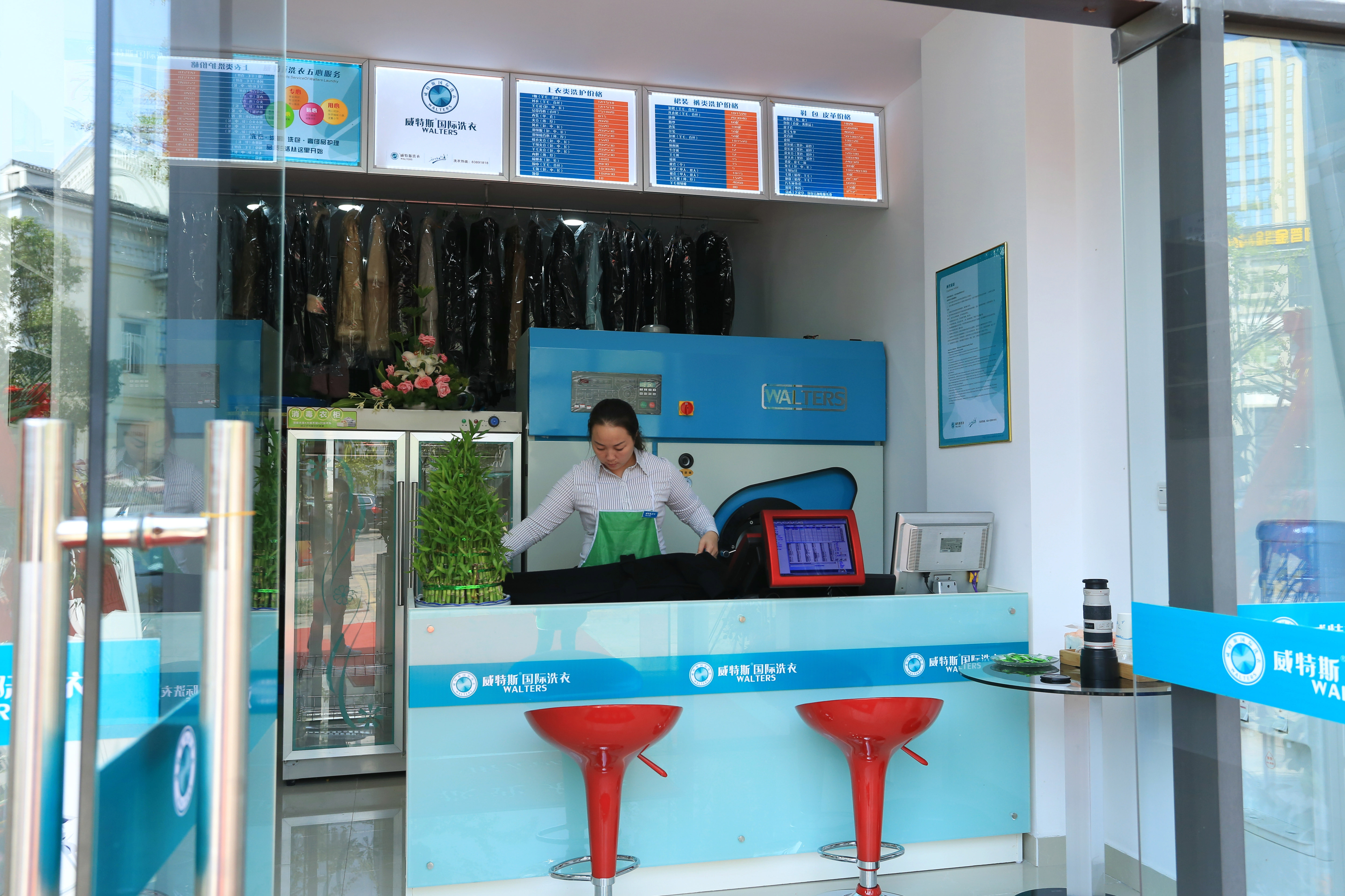 开家干洗店的运营成本是多少