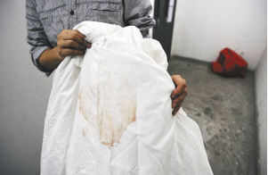 哪些因素会阻碍一家干洗店利润？